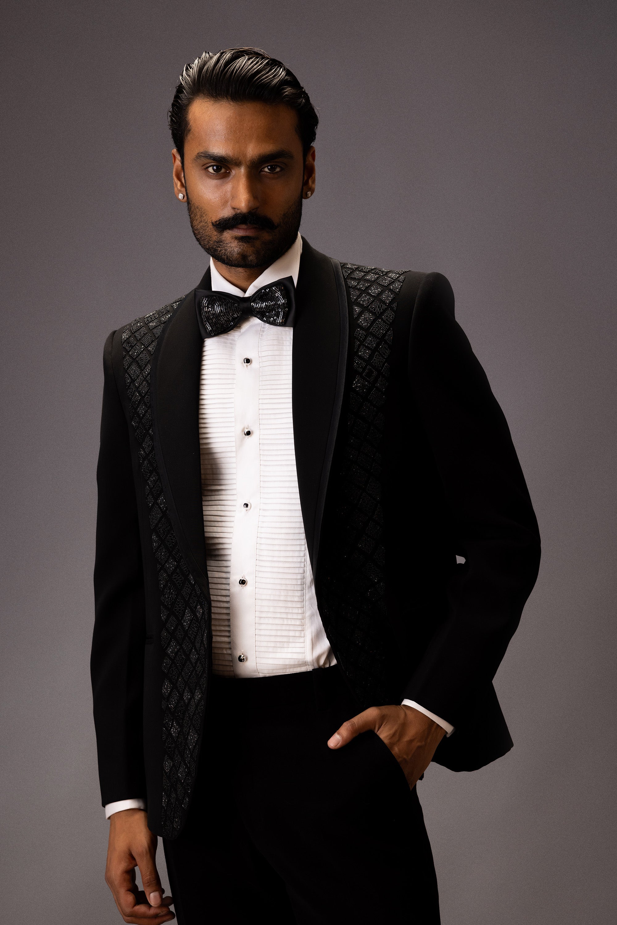 NOIR MAZE TUXEDO SET