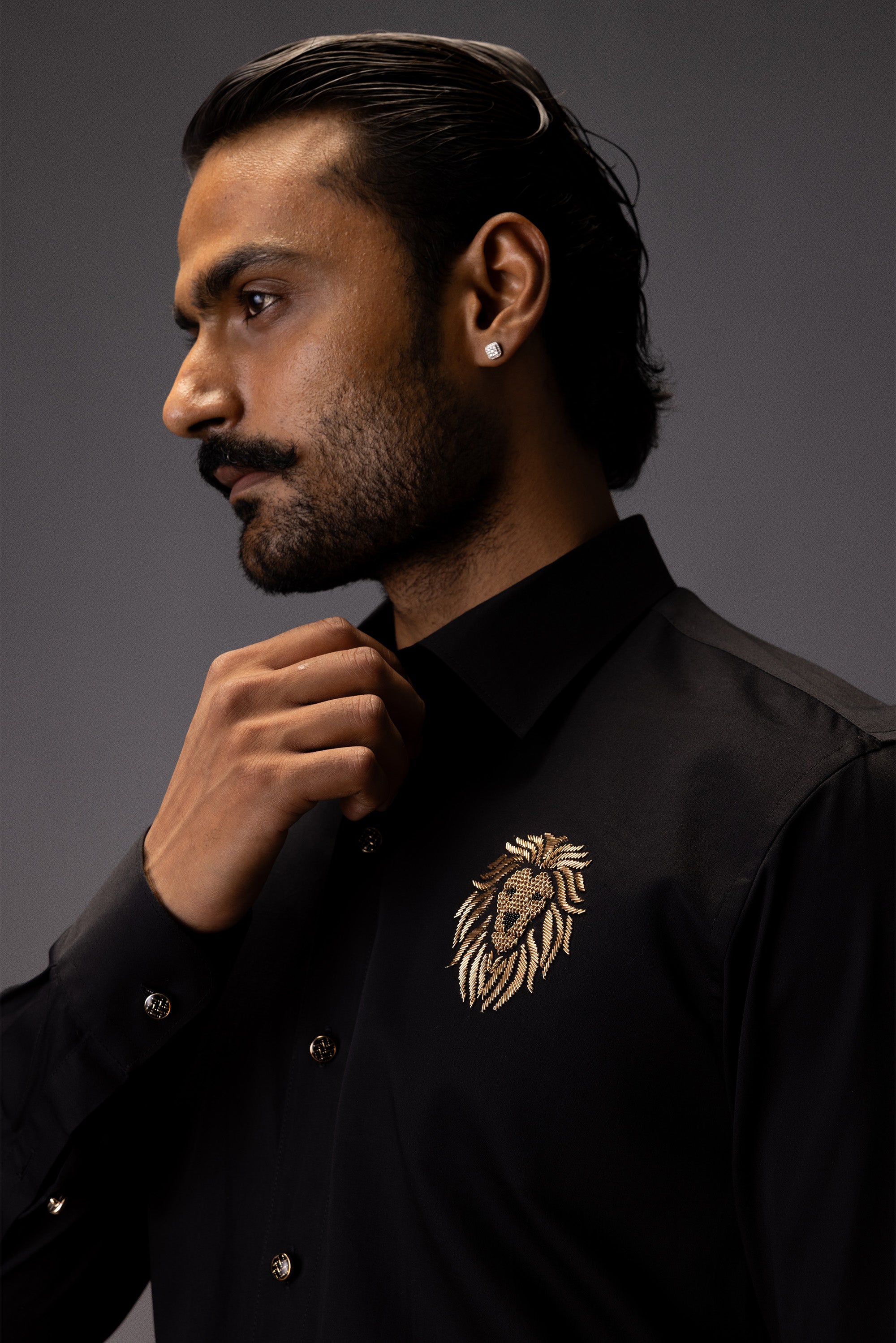 MAJESTIC LION PARTY SHIRT