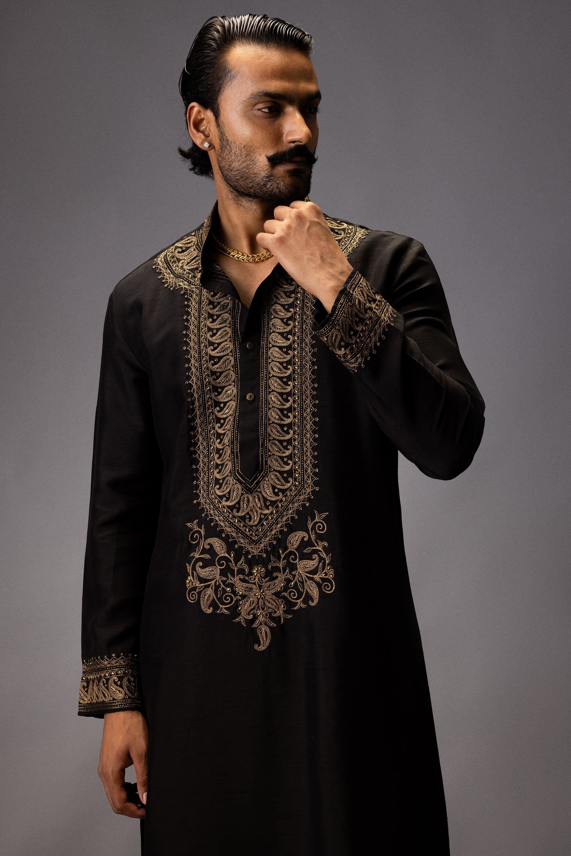 BLACK MAJESTY SILK KURTA