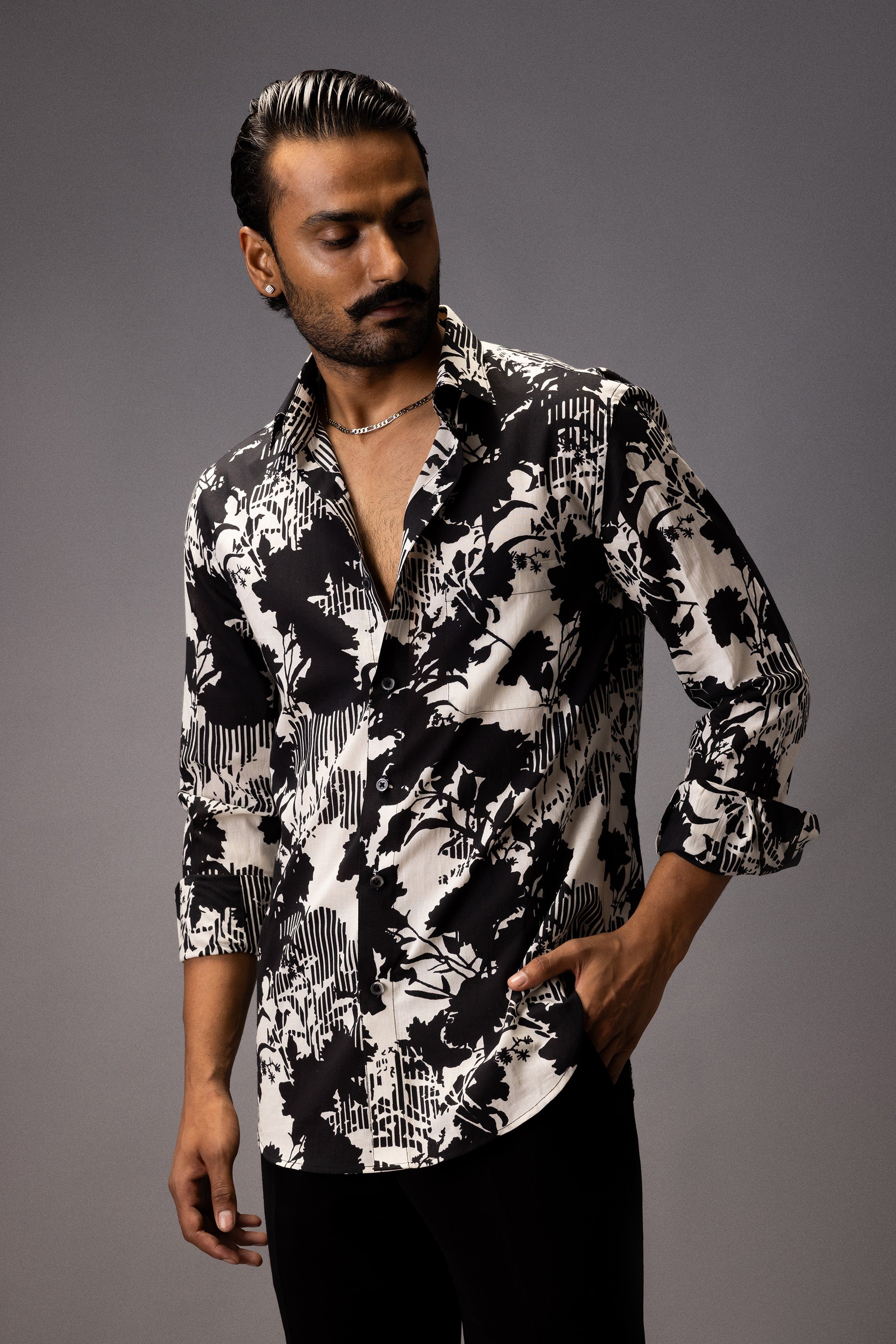 BLACK BOTANICAL COTTON PRINTED SHIRT