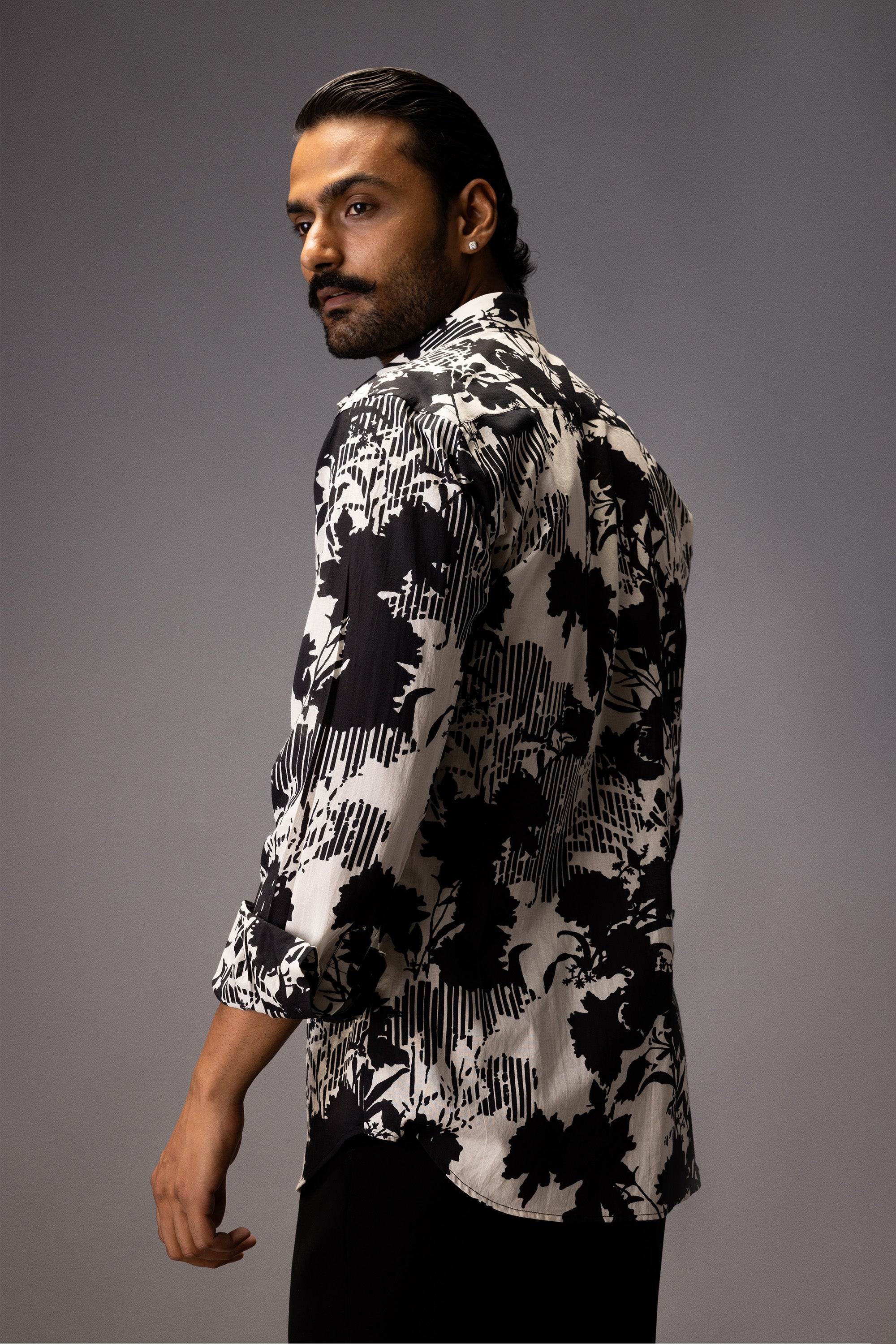 BLACK BOTANICAL COTTON PRINTED SHIRT
