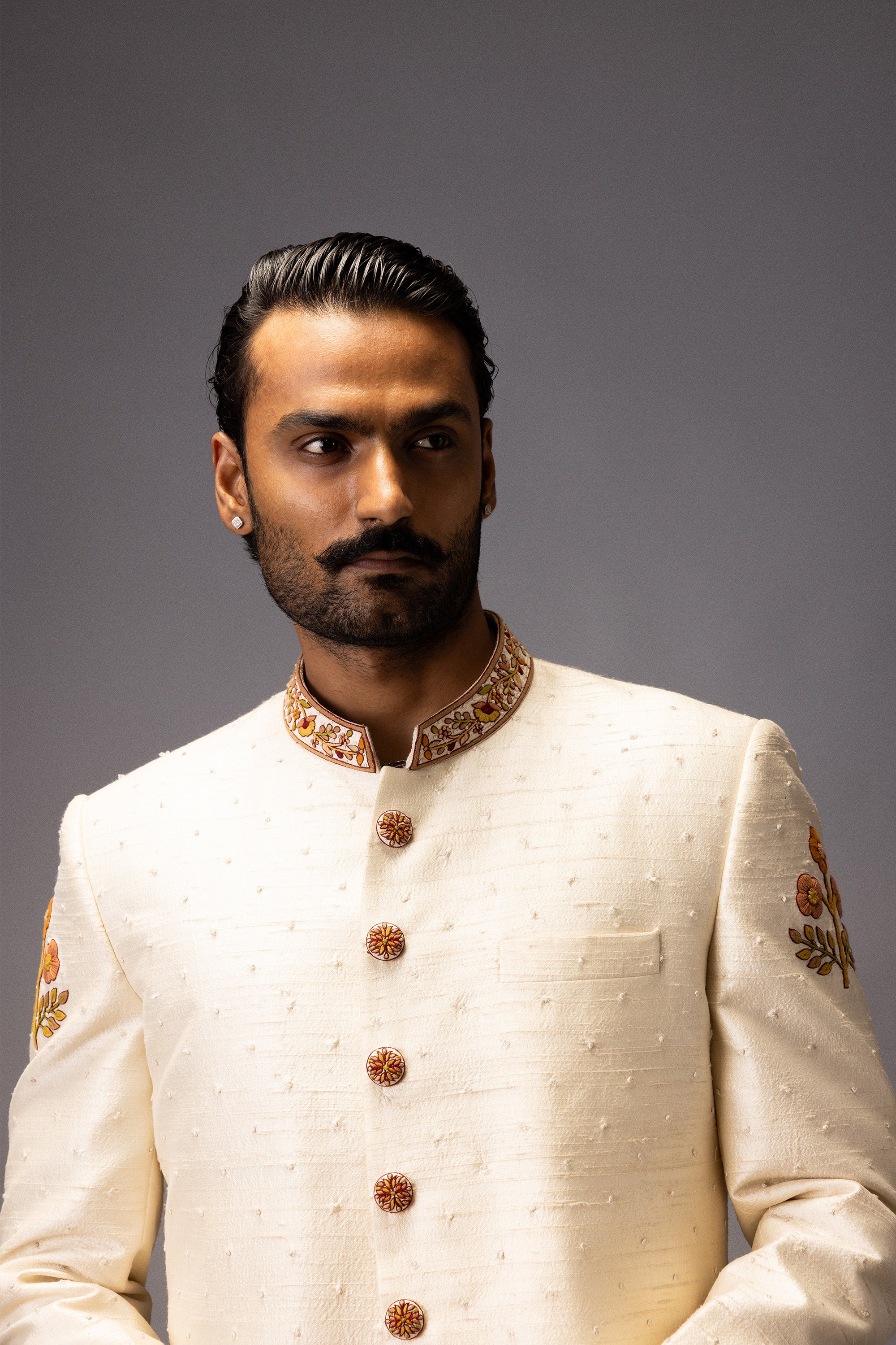 IVORY MAHARAJA HERITAGE ACHKAN