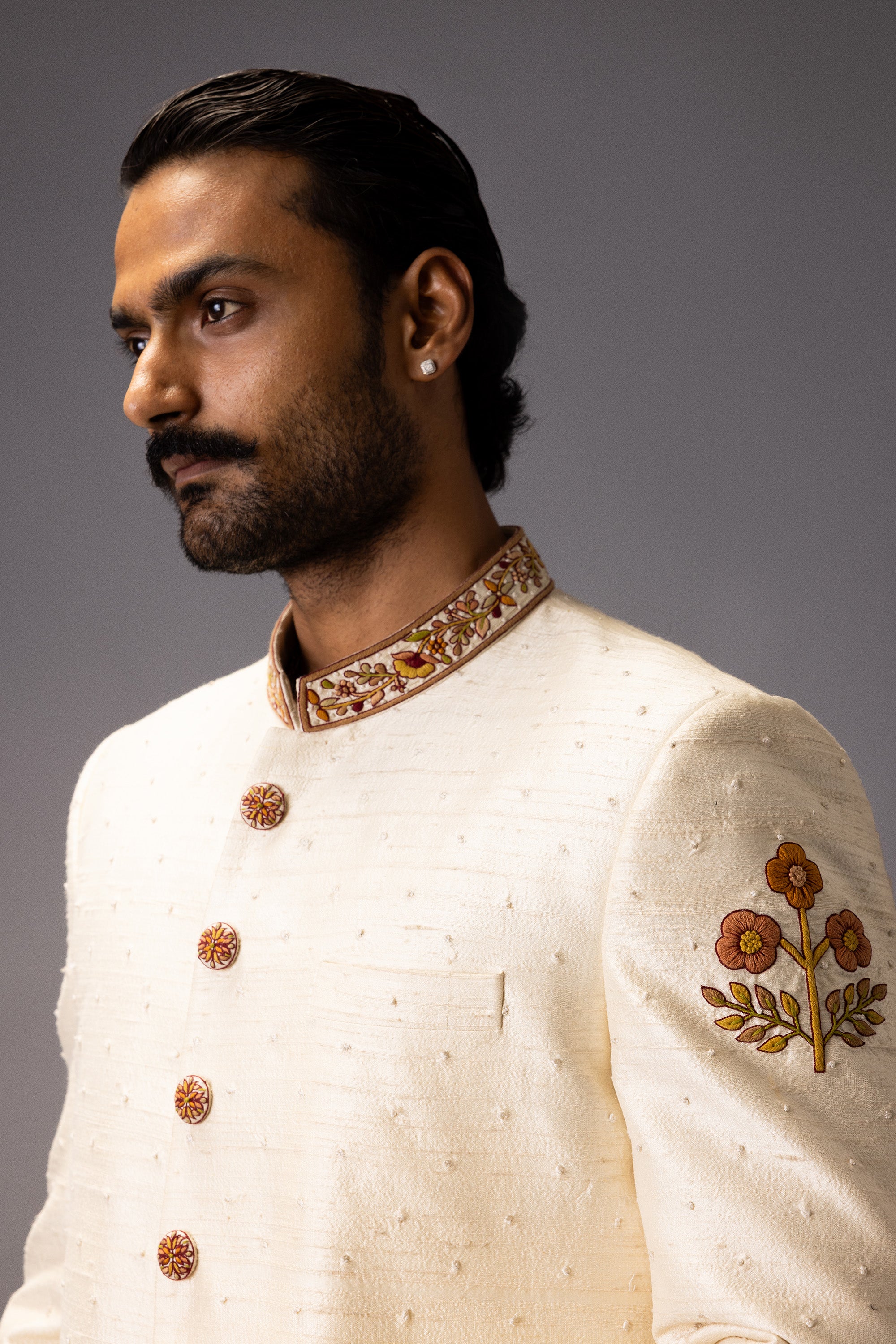 IVORY MAHARAJA HERITAGE ACHKAN