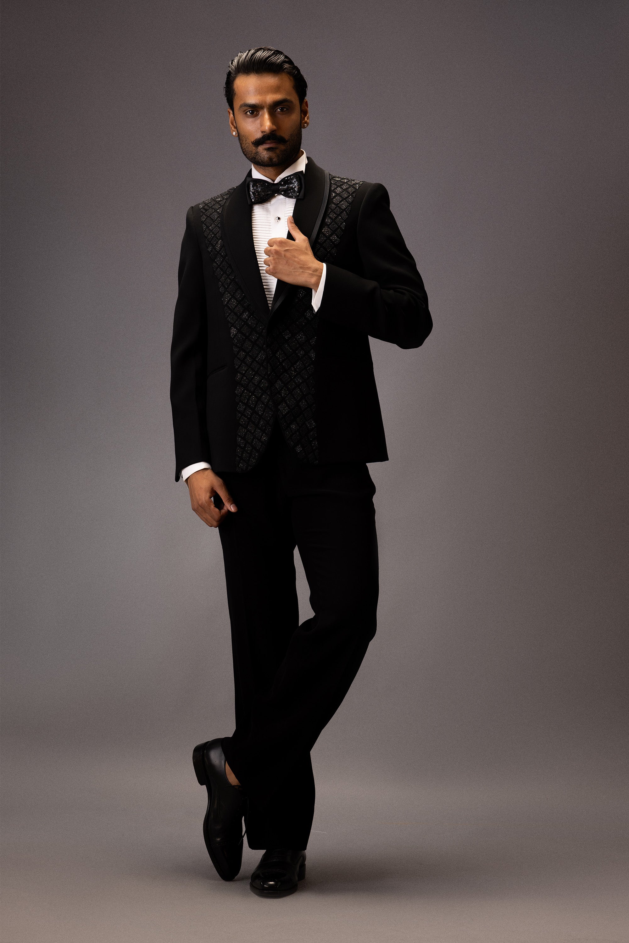 NOIR MAZE TUXEDO SET