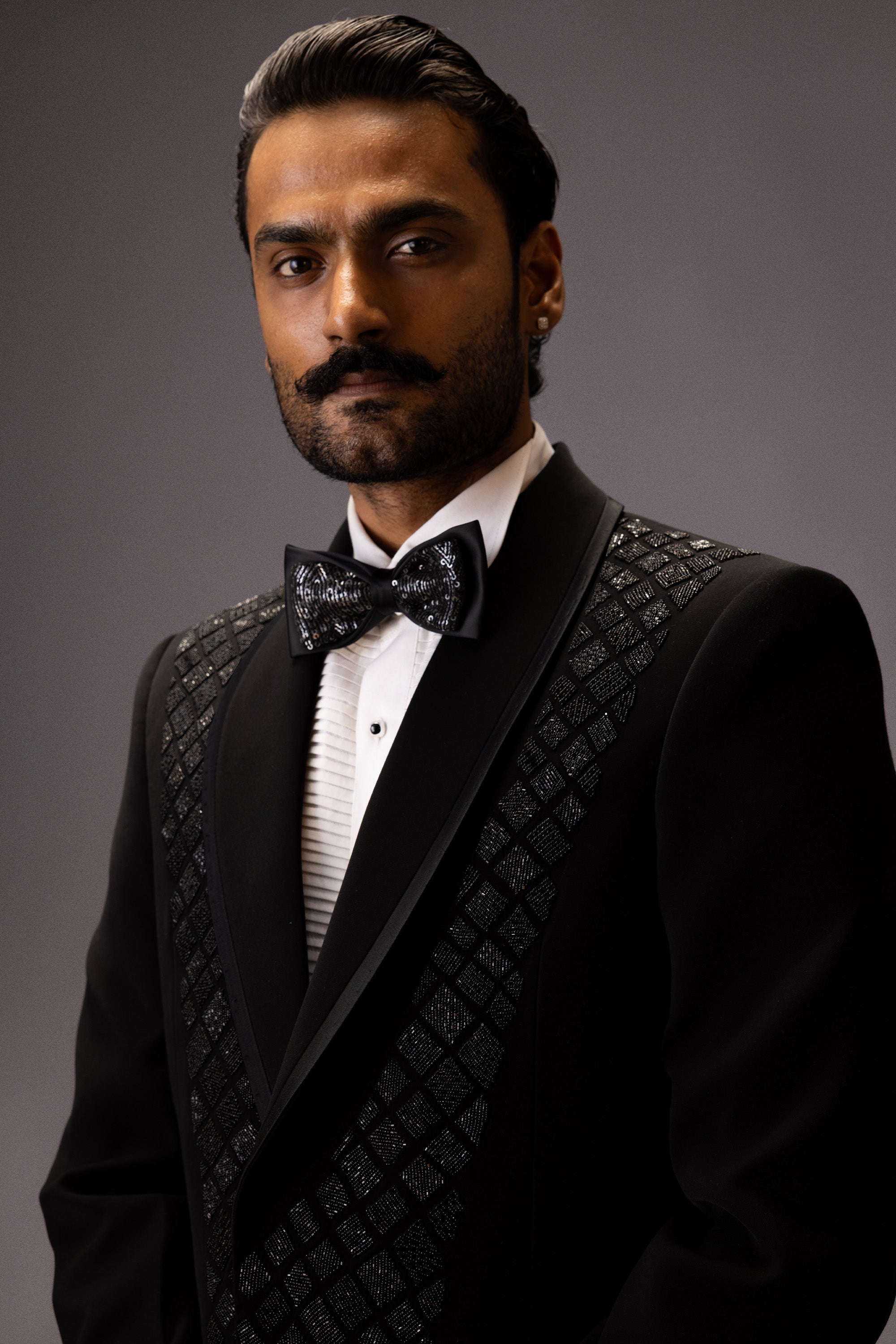 NOIR MAZE TUXEDO SET