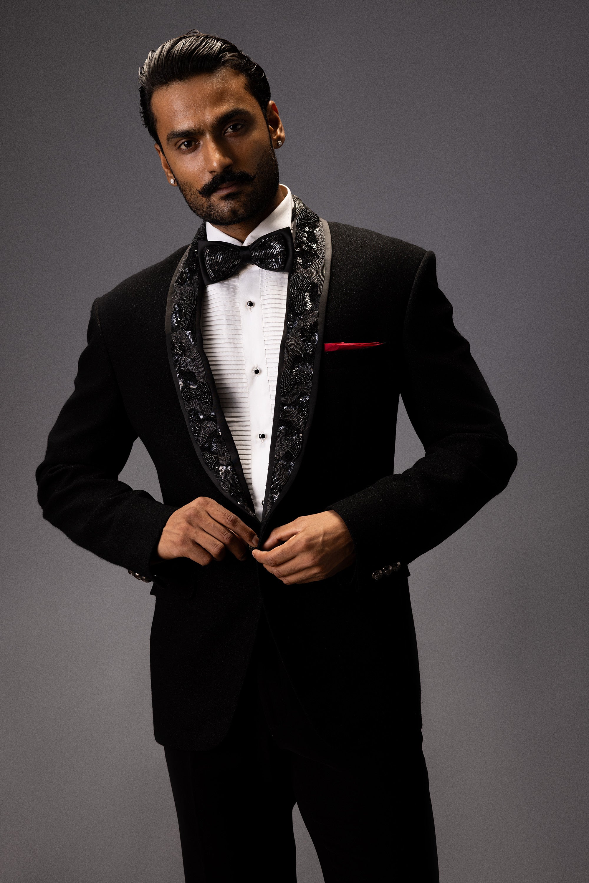 BLACK LUSTRE TUXEDO SET