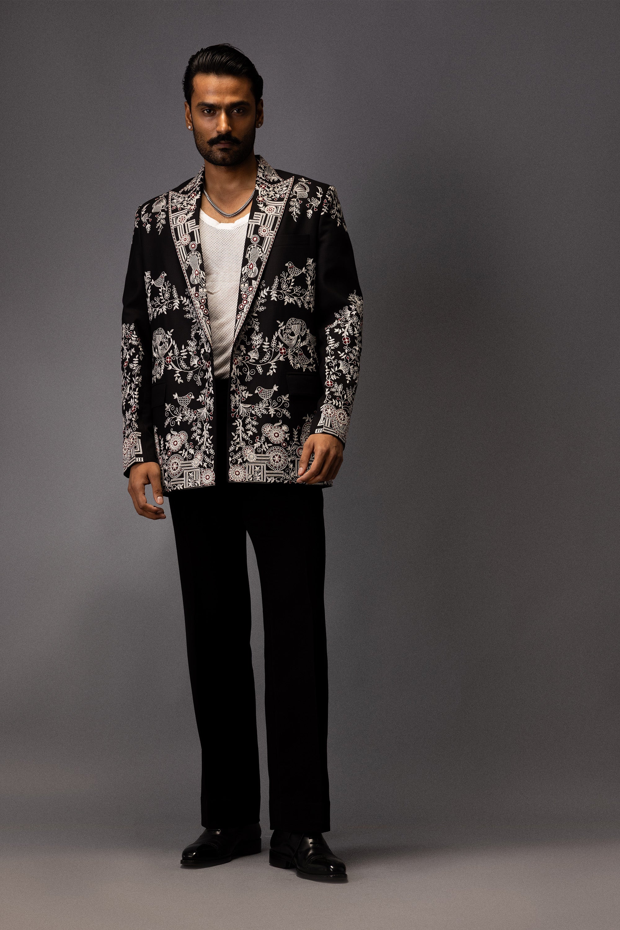 BLACK CANVAS EMBROIDERED JACKET