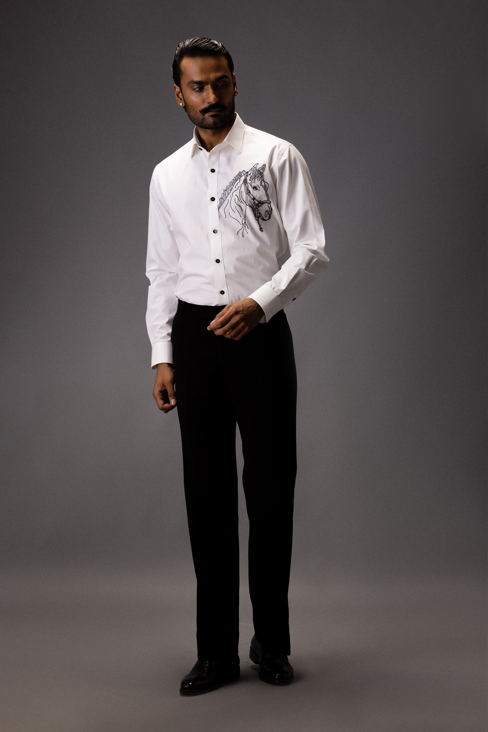 WHITE GALLOP PARTY SHIRT