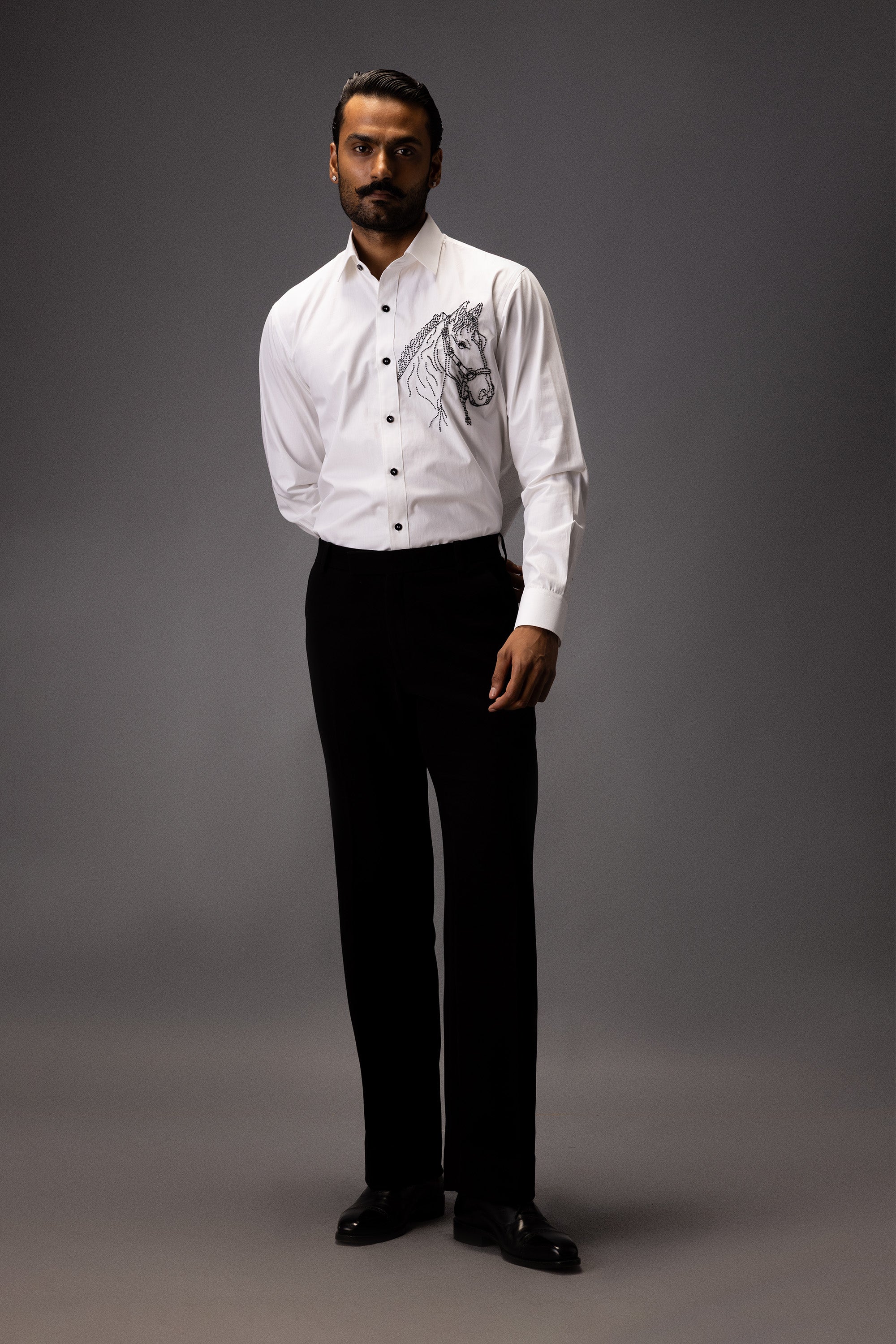 WHITE GALLOP PARTY SHIRT