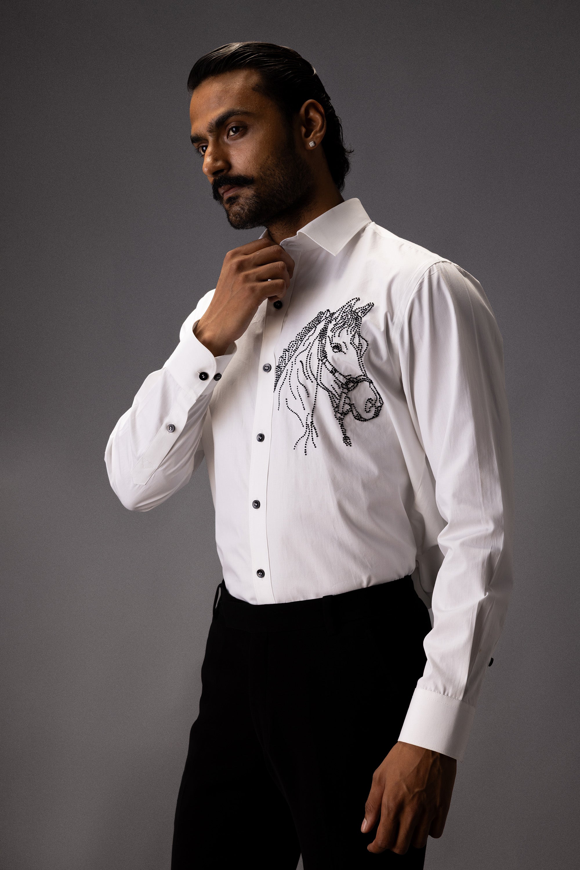 WHITE GALLOP PARTY SHIRT