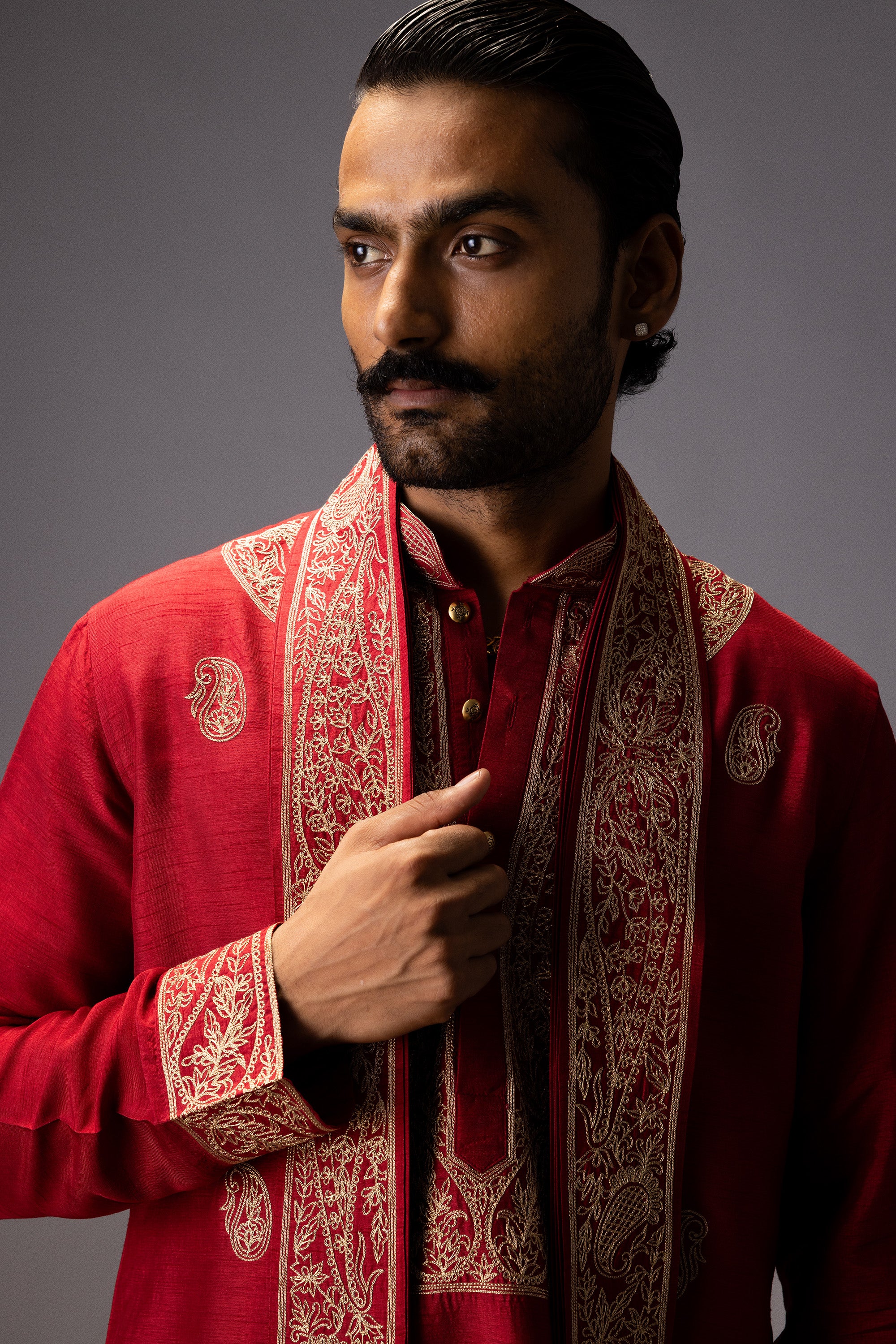 SCARLET MAJESTY SILK KURTA