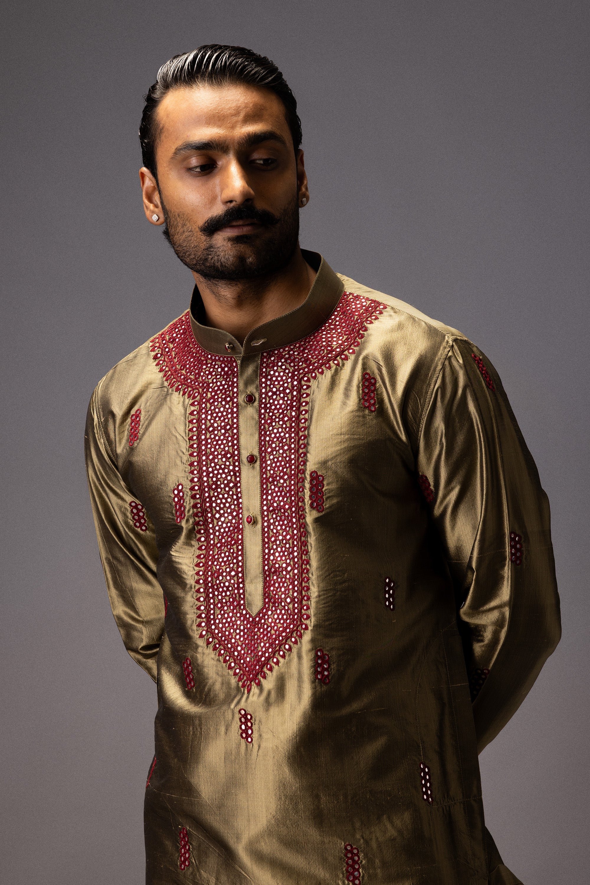 OLIVE GRANDEUR SILK KURTA